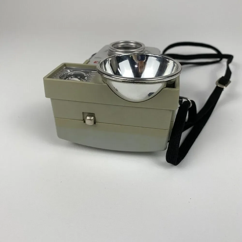 VTG Kodak Brownie STARMITE CAMERA 1960s Collectible Decor Gift UNTESTED AS-IS